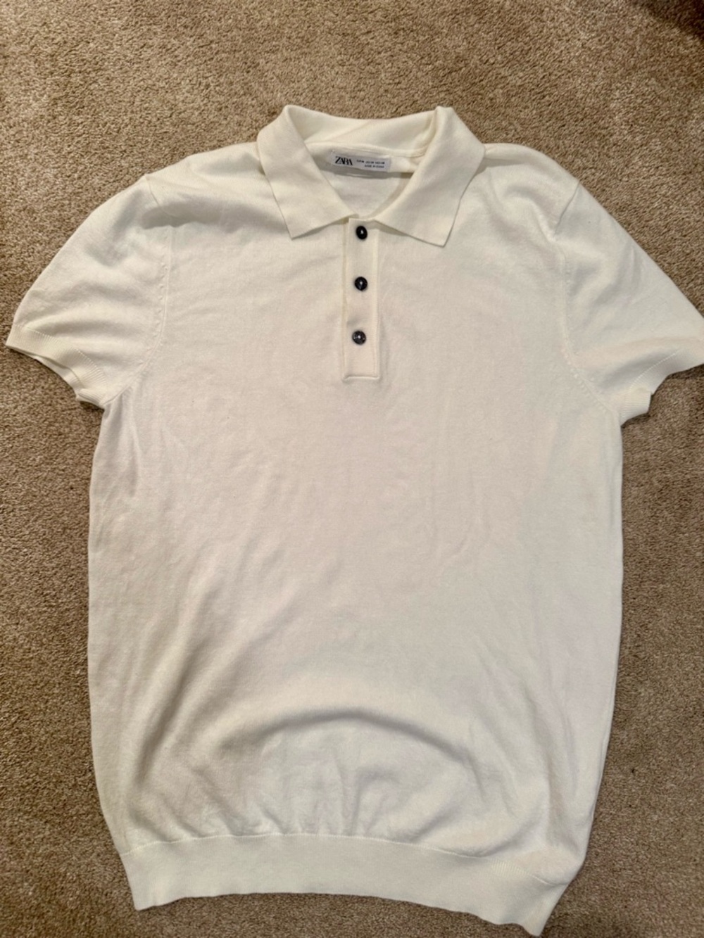 Zara Men's Cream Short-Sleeve Polo Shirt slim fit.